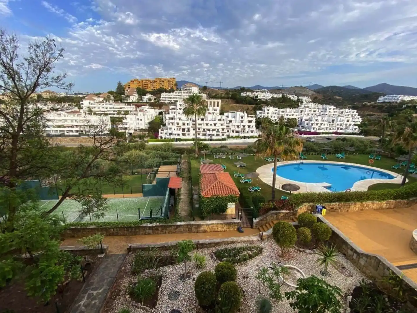 Habitatge amb piscina en venda a Selwo, imagen 4
