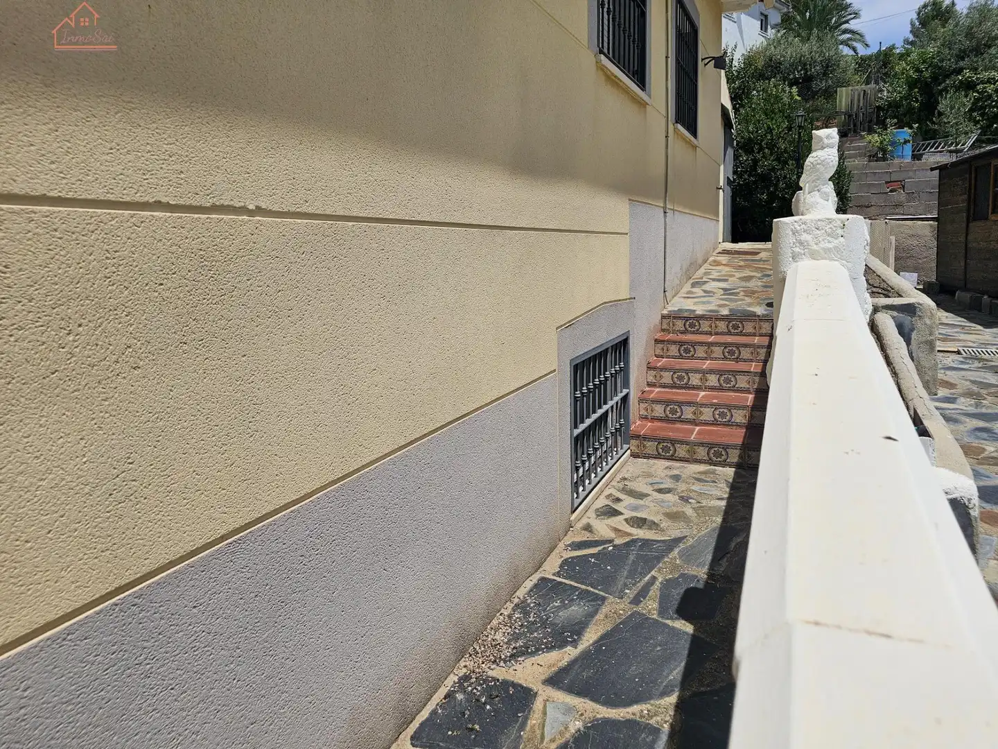 Vista exterior de Casa o xalet en venda en Chinchón amb Aire condicionat, Calefacció i Jardí privat