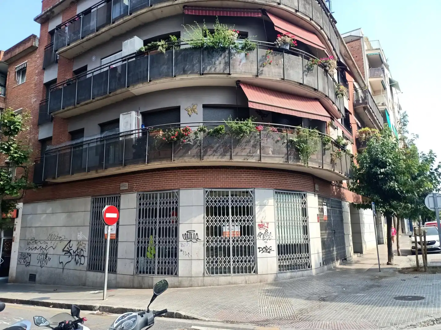Gewerbefläche zum Verkauf in Calle de Joan Maragall 1, imagen 17