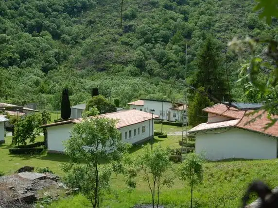Garden of Land for sale in Pías