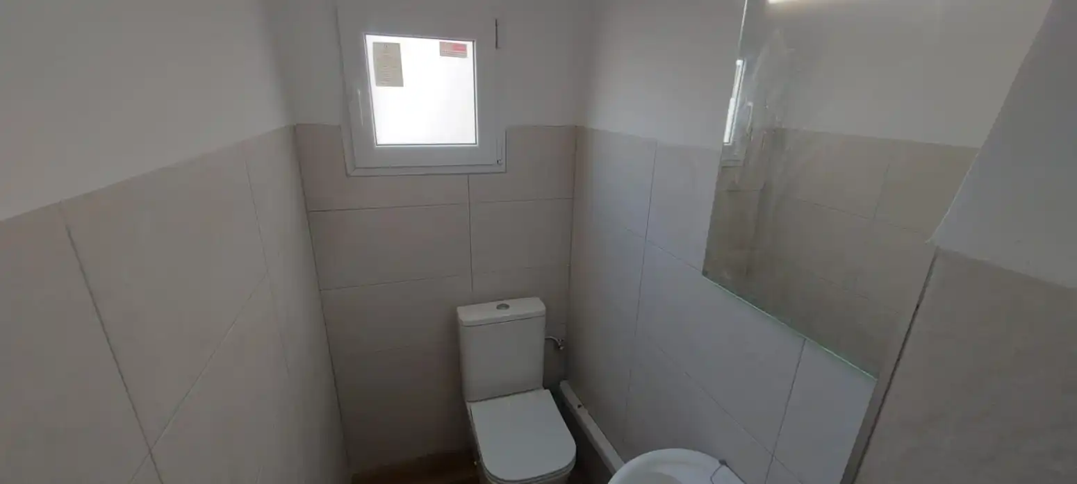 Baño de Piso de alquiler en Quartell con Parquet y Amueblado