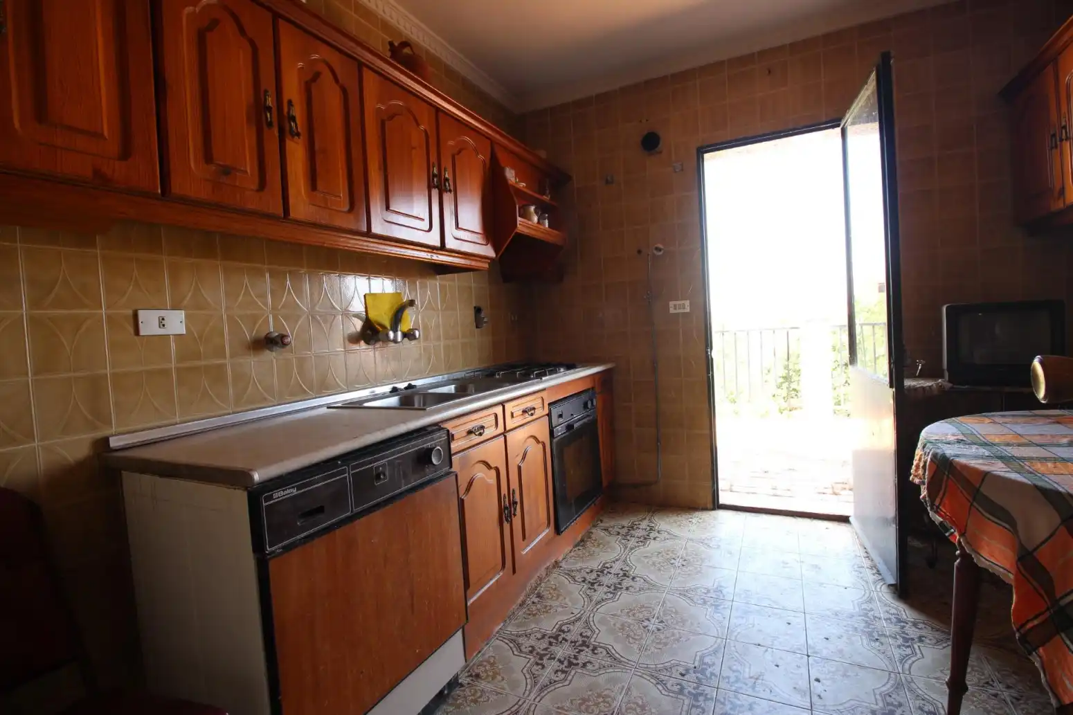 Kitchen of Houses for sale in Torremayor  with Parquet flooring, Terrace and Storage room