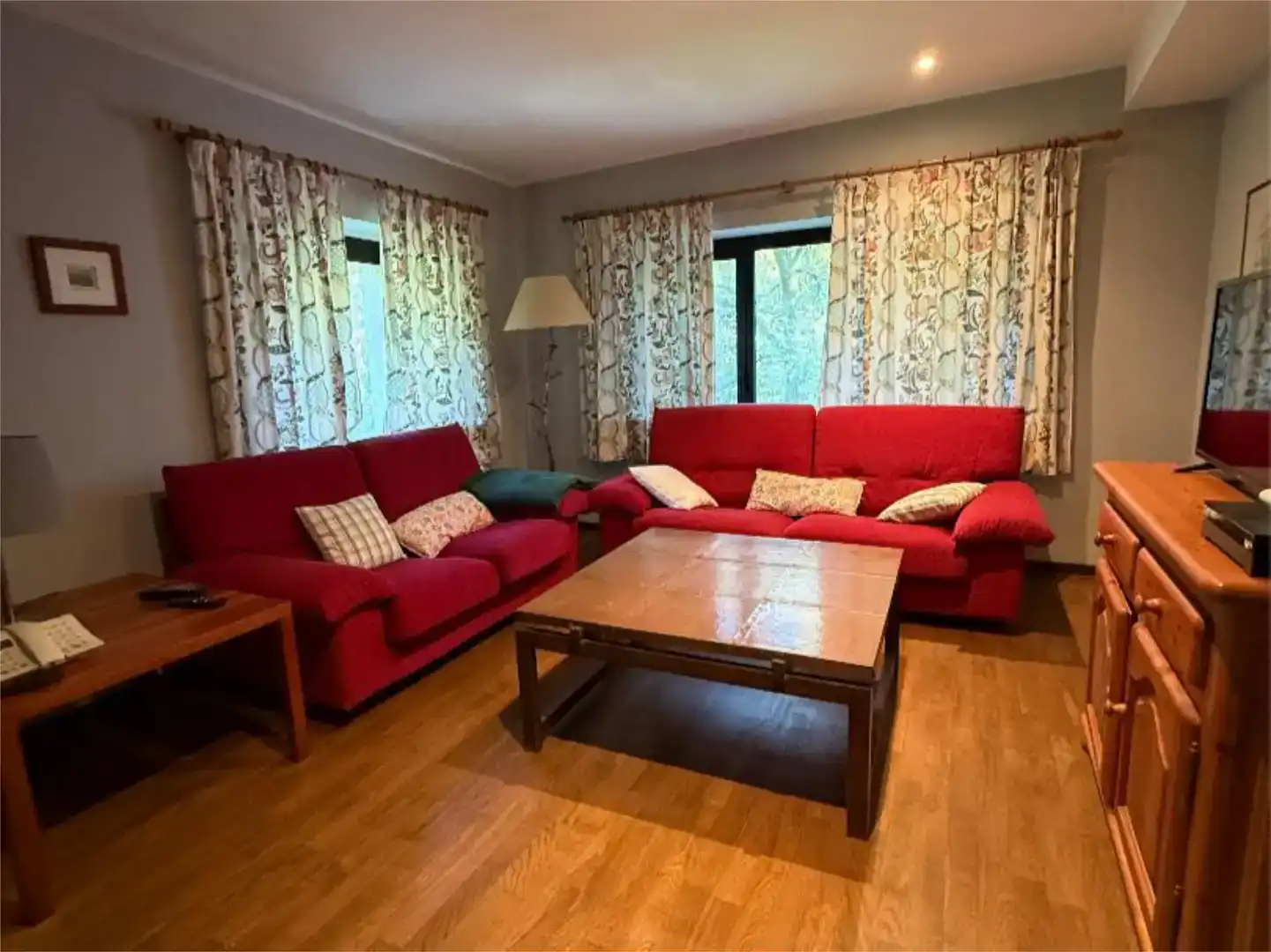 Sala d'estar de Casa o xalet en venda en Santa Pau