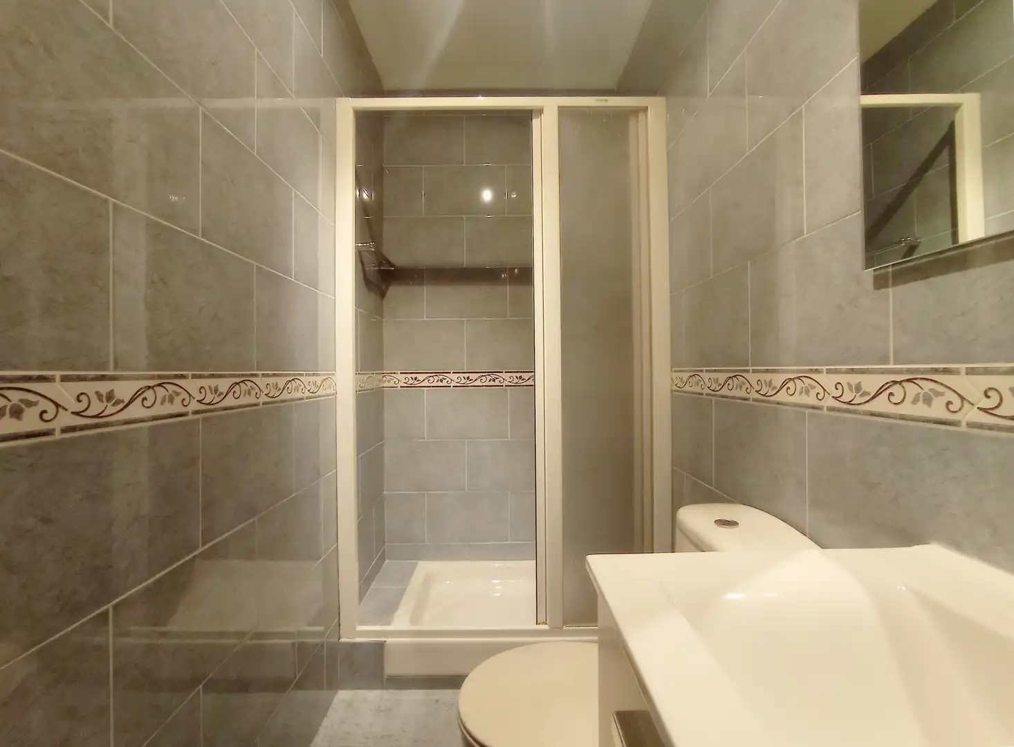 Bathroom of Flat for sale in Etxebarri  with Heating, Terrace and Storage room