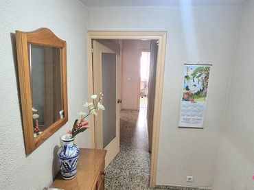 Appartamento con balcone in affitto a Pasaje Del Marqués de Esquivel