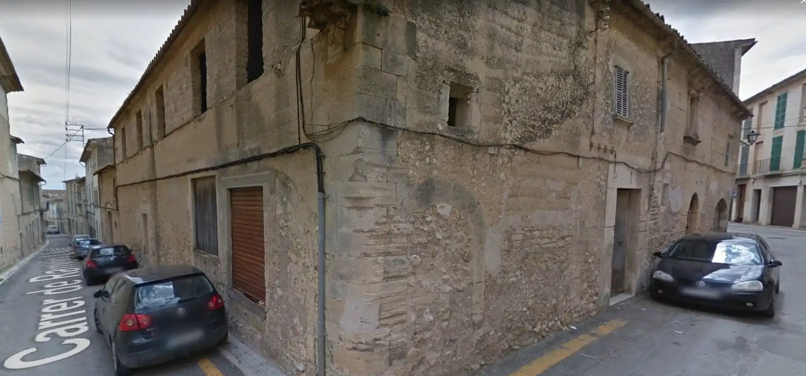 Vista exterior de Local en venta en Porreres