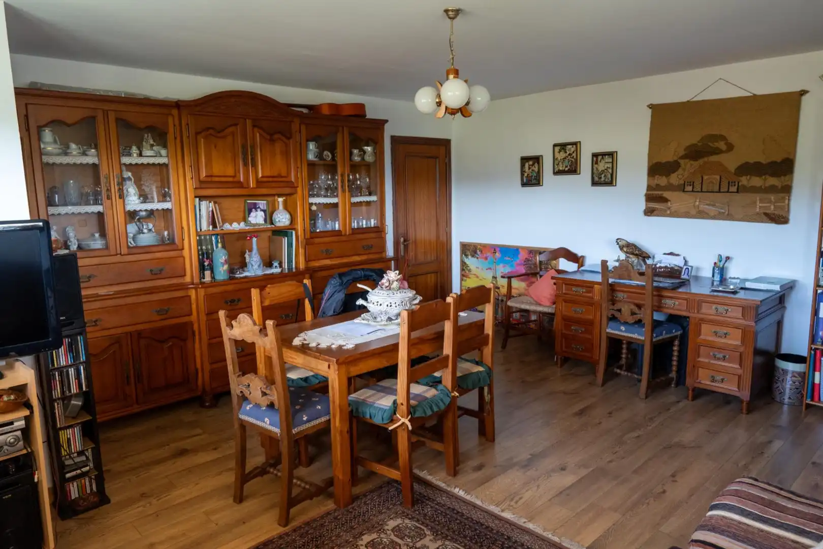 Menjador de Casa o xalet en venda en Gijón  amb Calefacció, Jardí privat i Terrassa