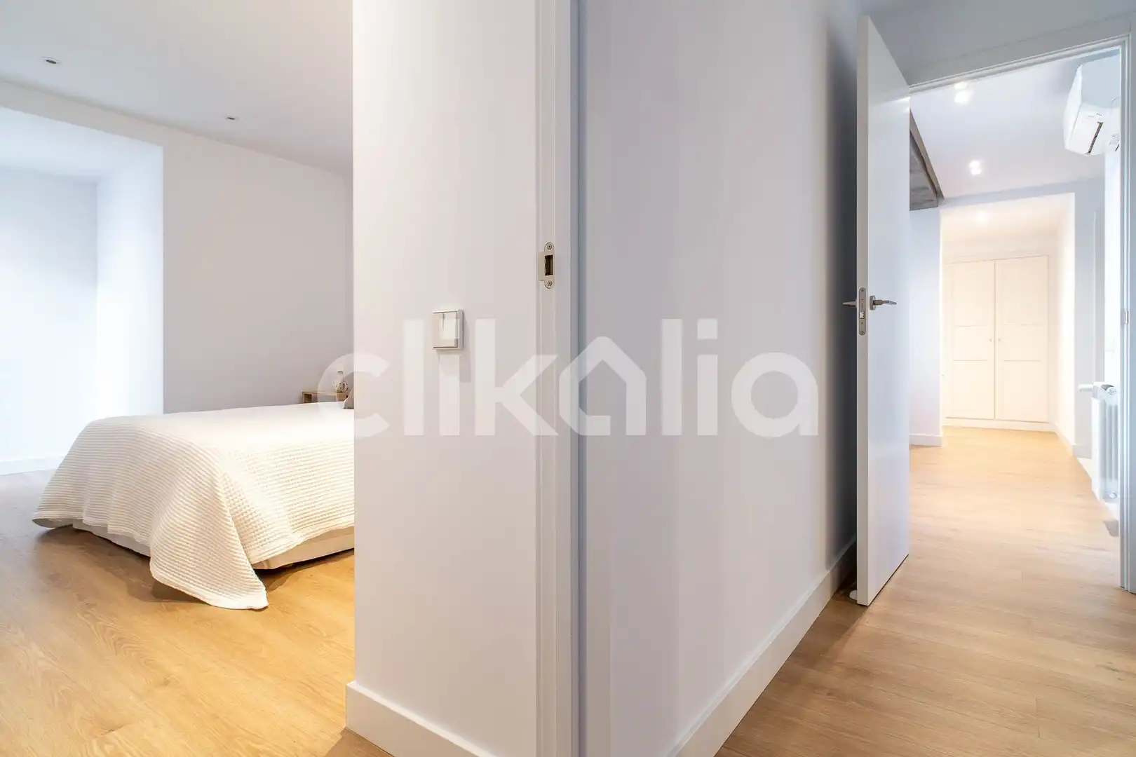 Flat for sale in Madrid  with Air Conditioner, Heating and Private garden