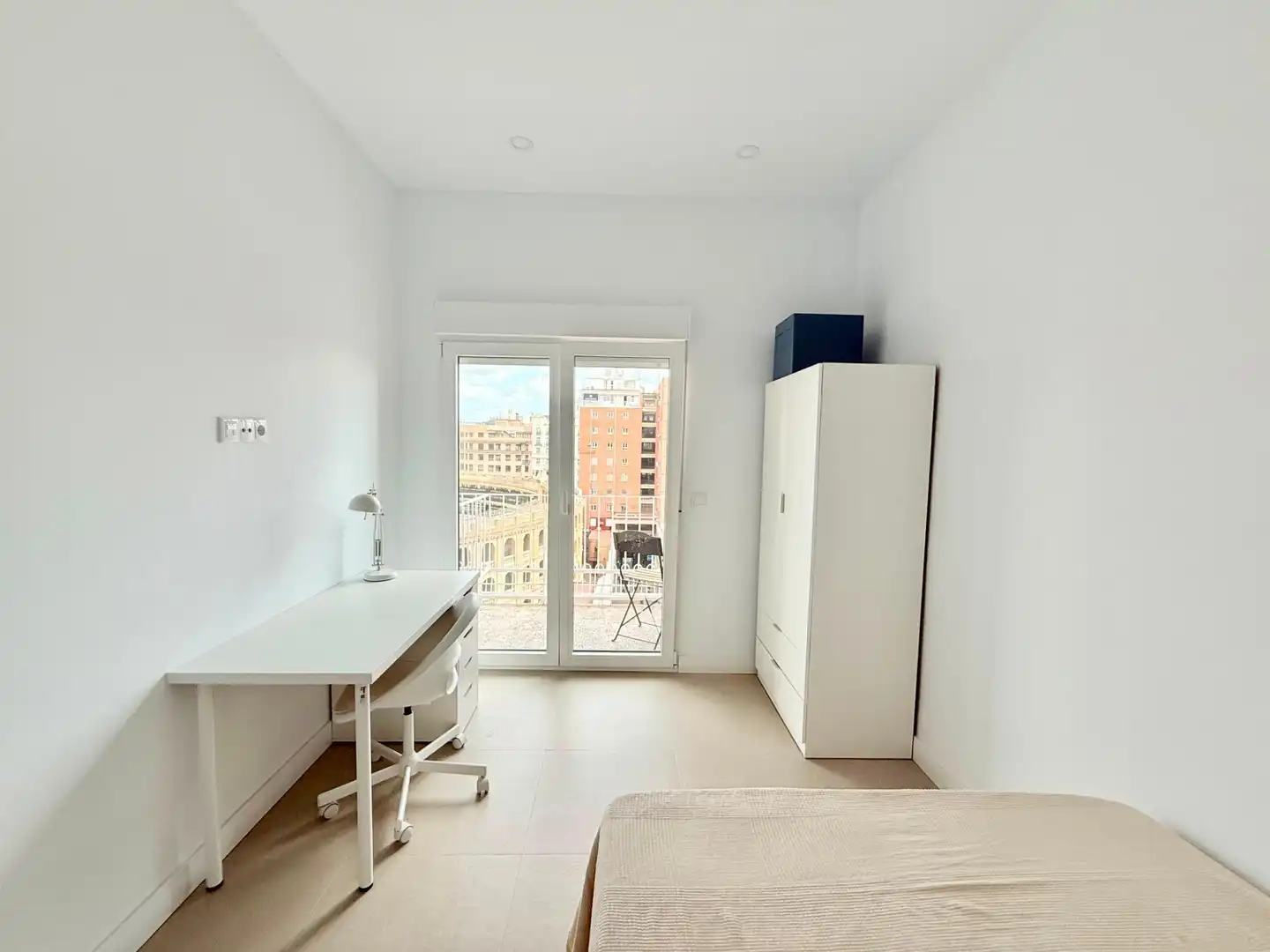 Schlafzimmer von Wohnung zur Miete in Valencia mit Klimaanlage, Heizung und Möbliert