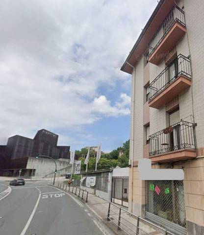 Local comercial en Alquiler en Ortuella