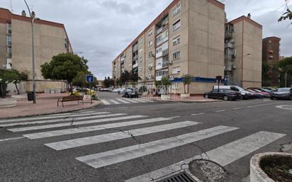 Vista exterior de Pis en venda en Alcalá de Henares