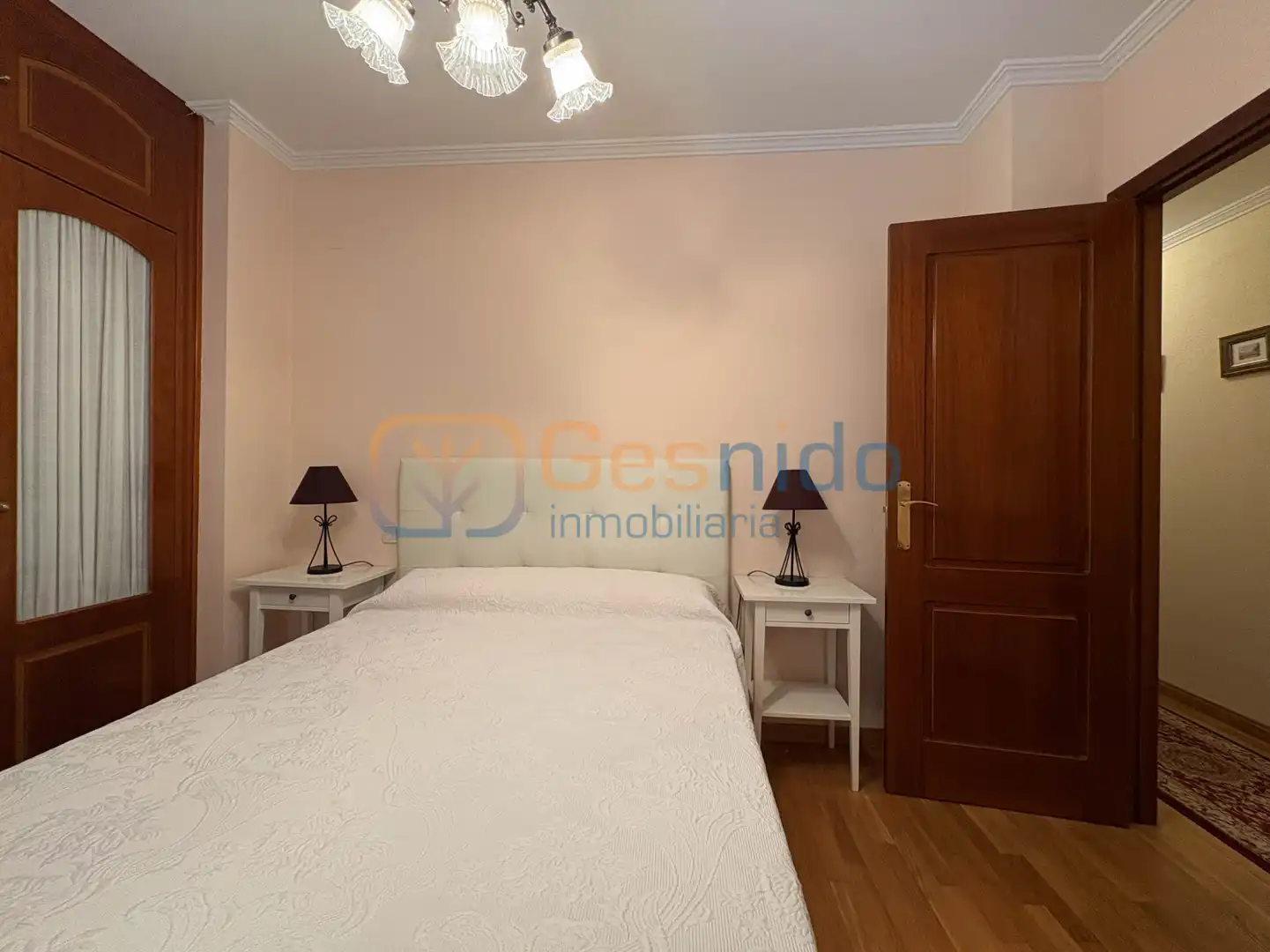 Habitación de Piso de alquiler en Segovia con Calefacción