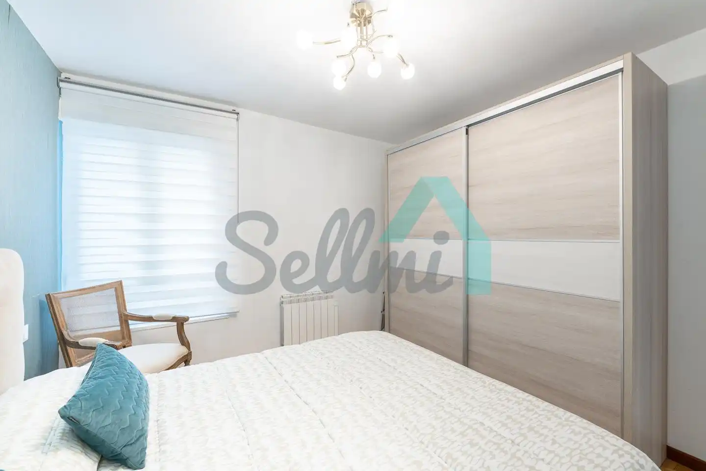 Bedroom of Flat for rent in Gijón   with Heating, Parquet flooring and Furnished