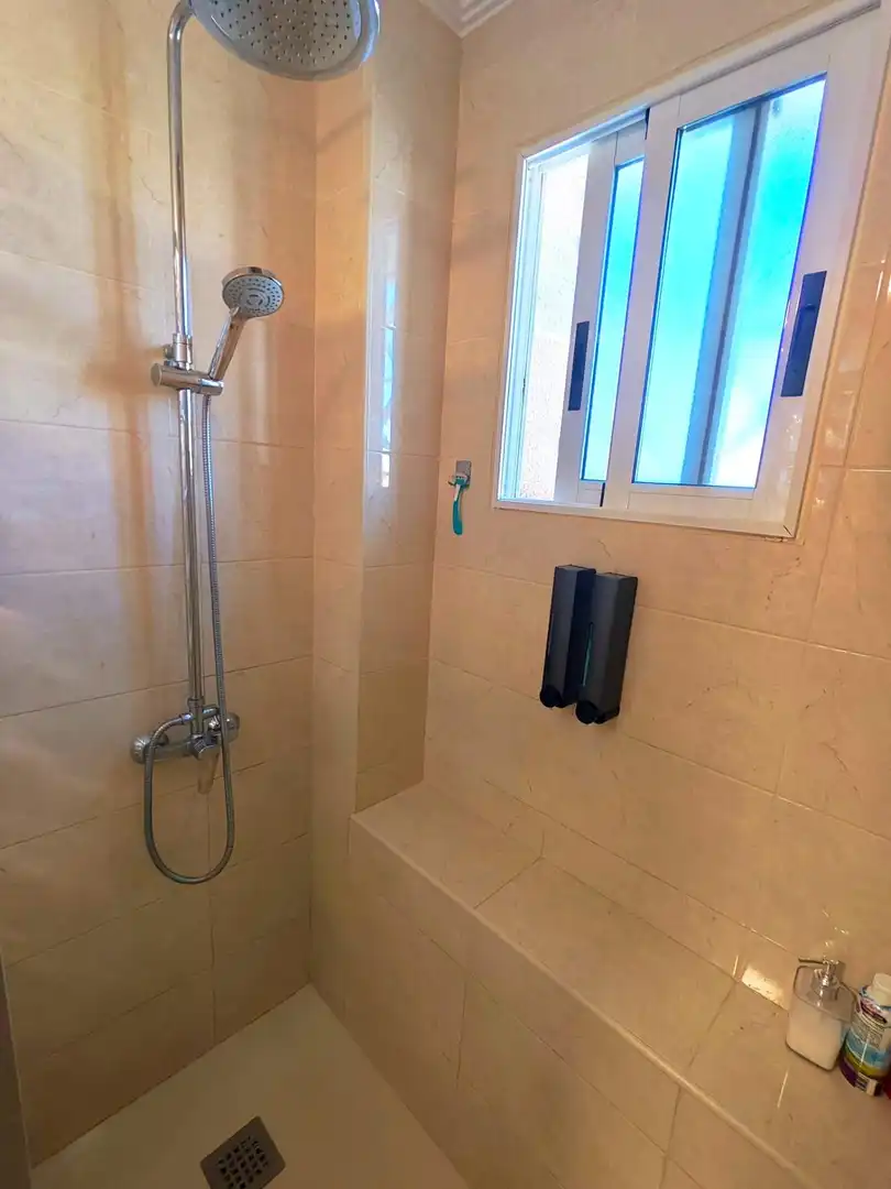Baño de Casa o chalet en venta en Torrevieja con Aire acondicionado, Calefacción y Terraza
