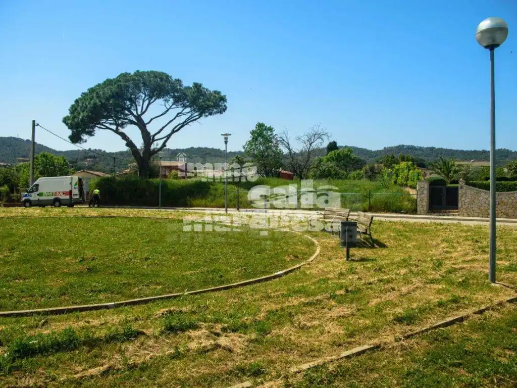 Terreny residencial en venda a Mont-ras, imagen 2