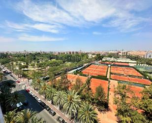 Exterior view of Flat for sale in  Valencia Capital  with Air Conditioner and Terrace