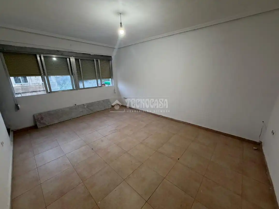 Casa adosada en venda a Dehesilla de Calamón - Campomanes