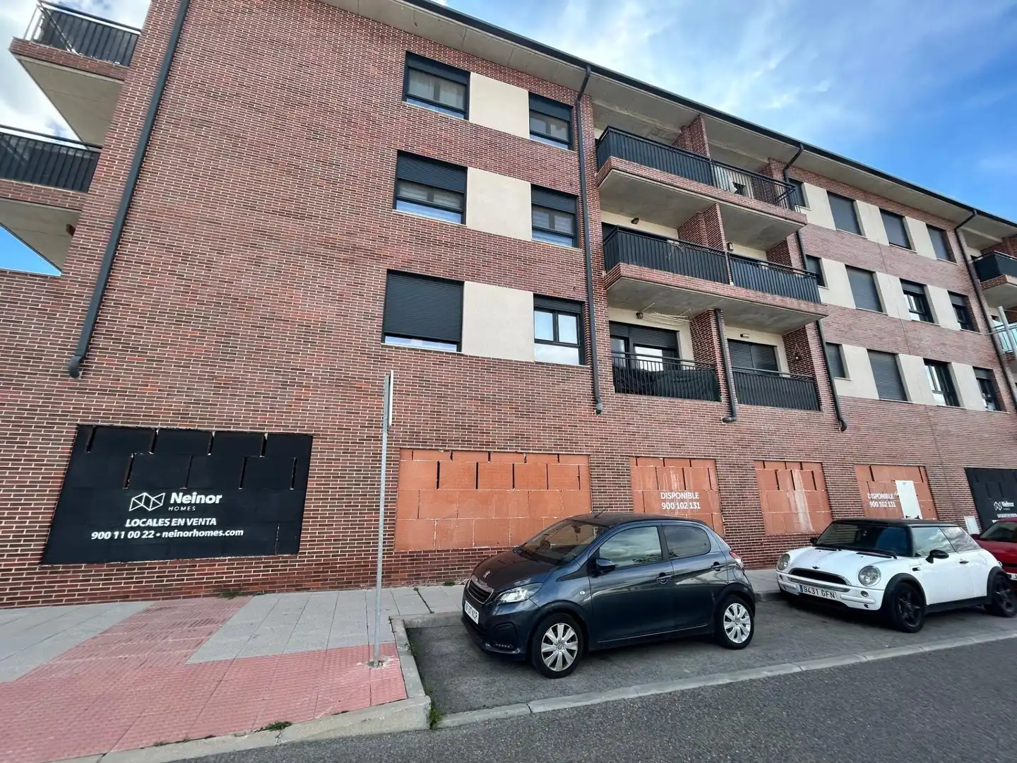 Vista exterior de Local en venda en Torrejón de Velasco