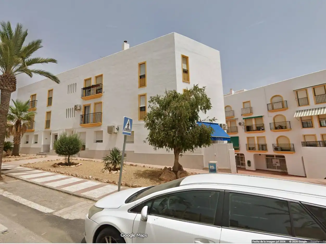 Vista exterior de Piso en venta en Carboneras, Almería