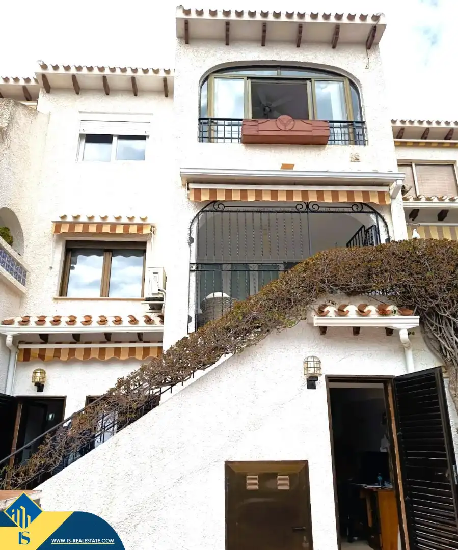 Terraza de Dúplex en venta en Orihuela con Terraza, Amueblado y Piscina comunitaria
