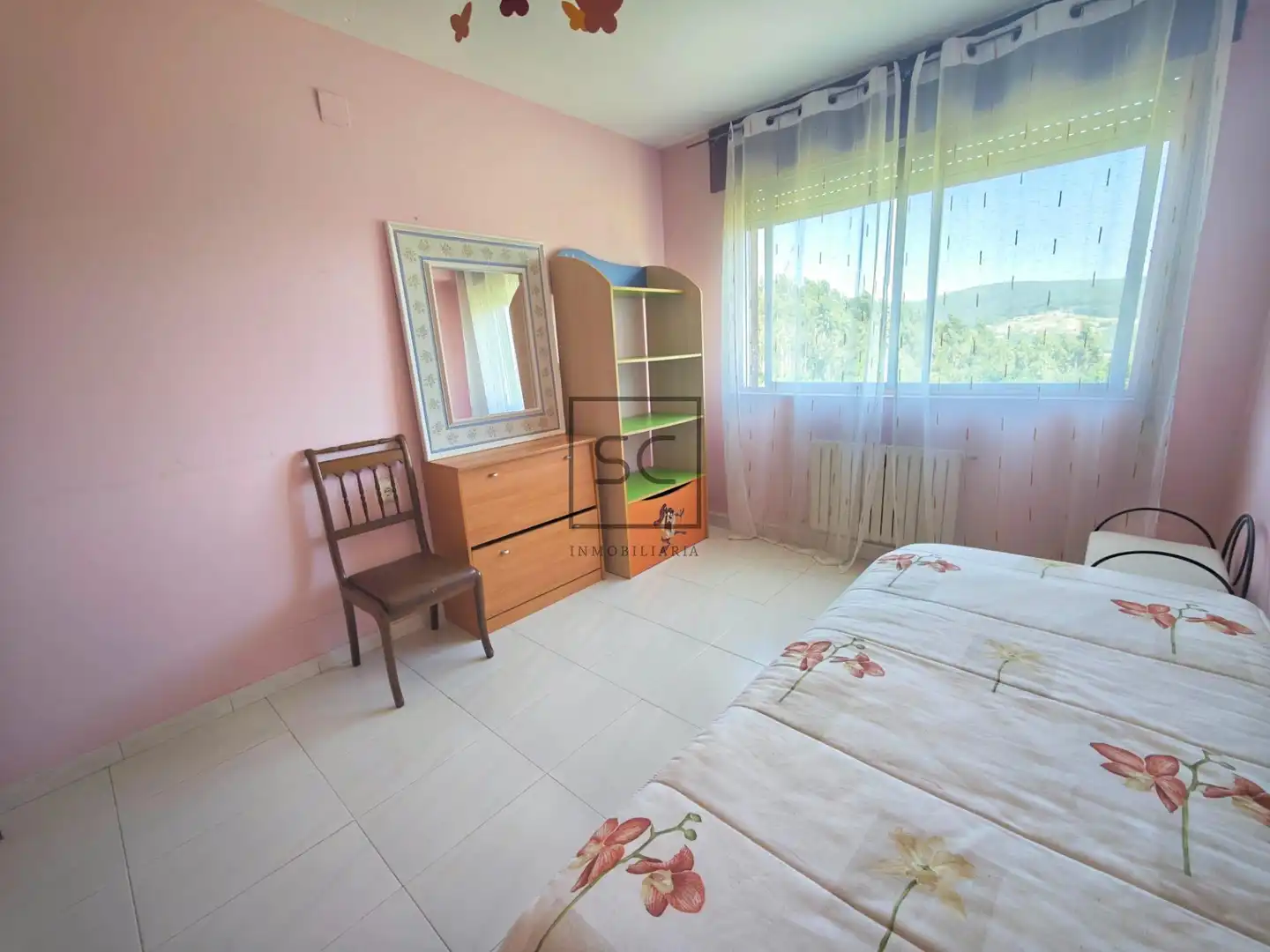 Habitación de Casa o chalet en venta en Narón con Jardín privado, Trastero y Amueblado