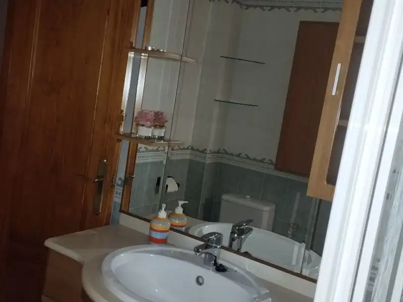 Flat with lift for sale in Calle León 34, imagen 2
