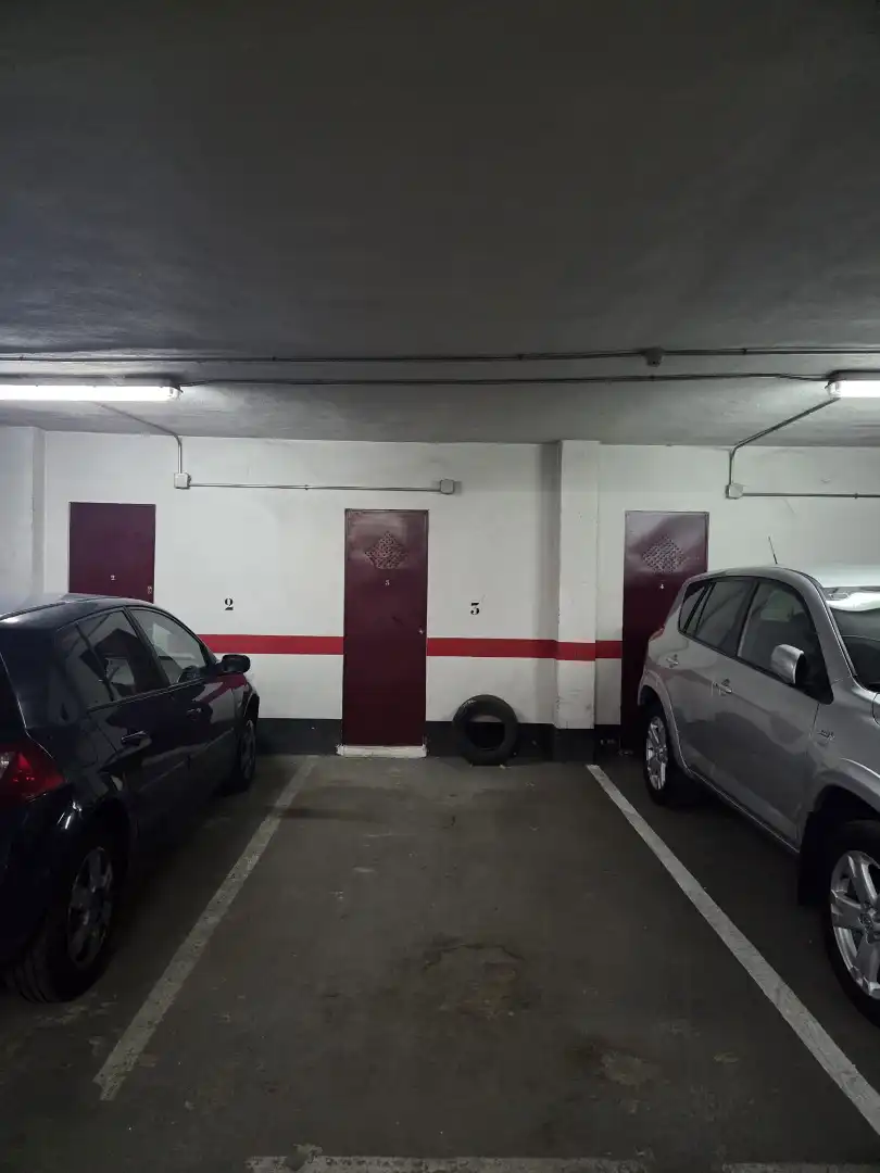 Parkplatz von Wohnung zur Miete in Badajoz mit Klimaanlage, Heizung und Abstellraum