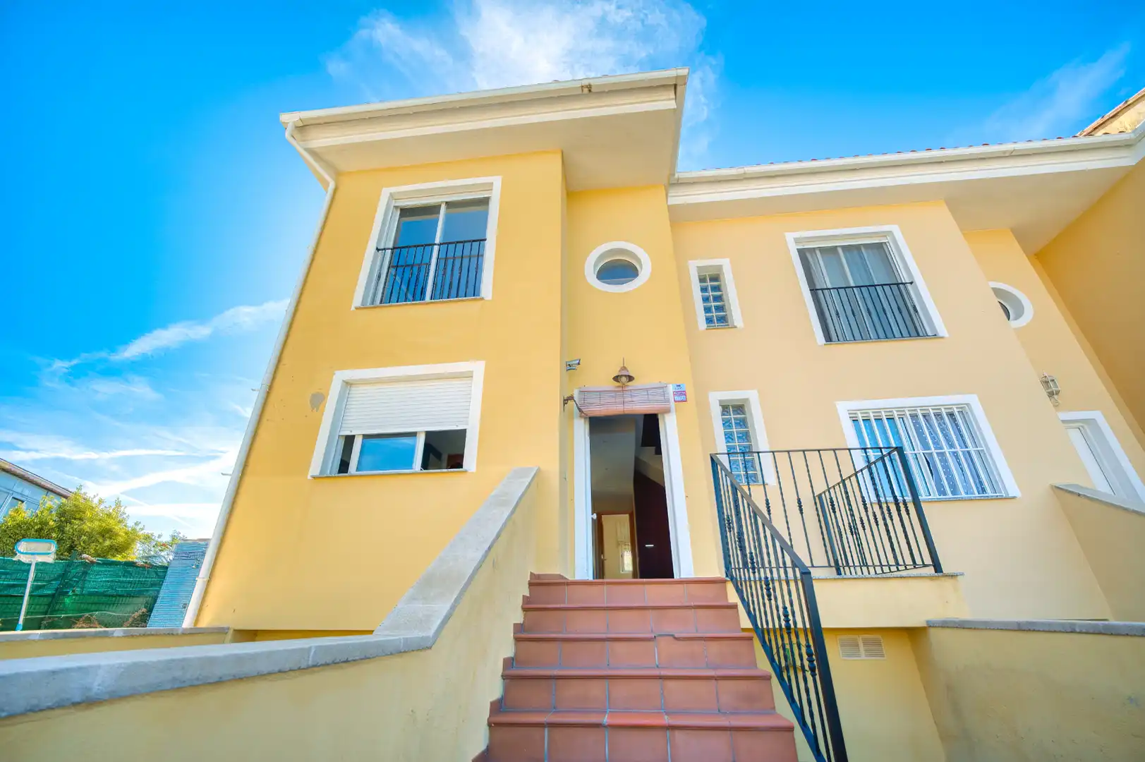 Villa con terrazza in vendita a Carrer la Sénia