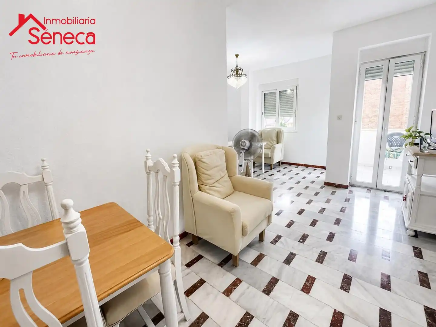 Sala de estar de Piso de alquiler en Córdoba con Aire acondicionado, Terraza y Amueblado