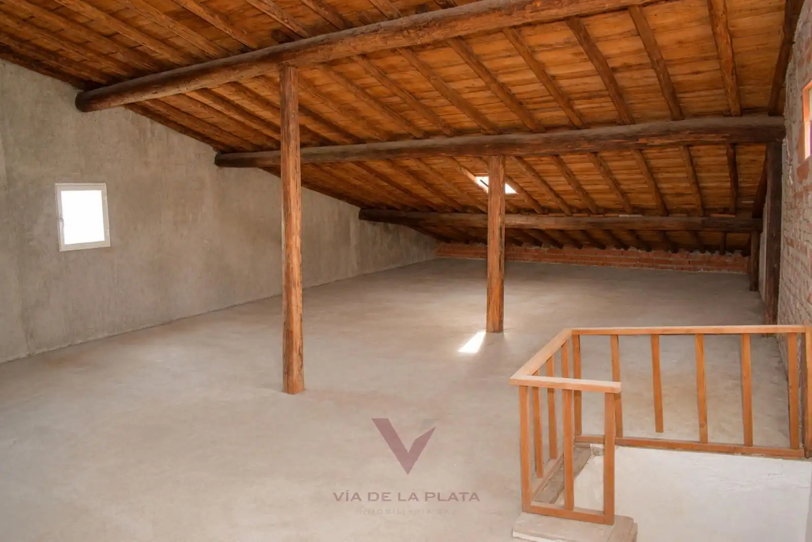 Einfamilien-Reihenhaus zum Verkauf in San Esteban de la Sierra mit Heizung, Terrasse und Möbliert