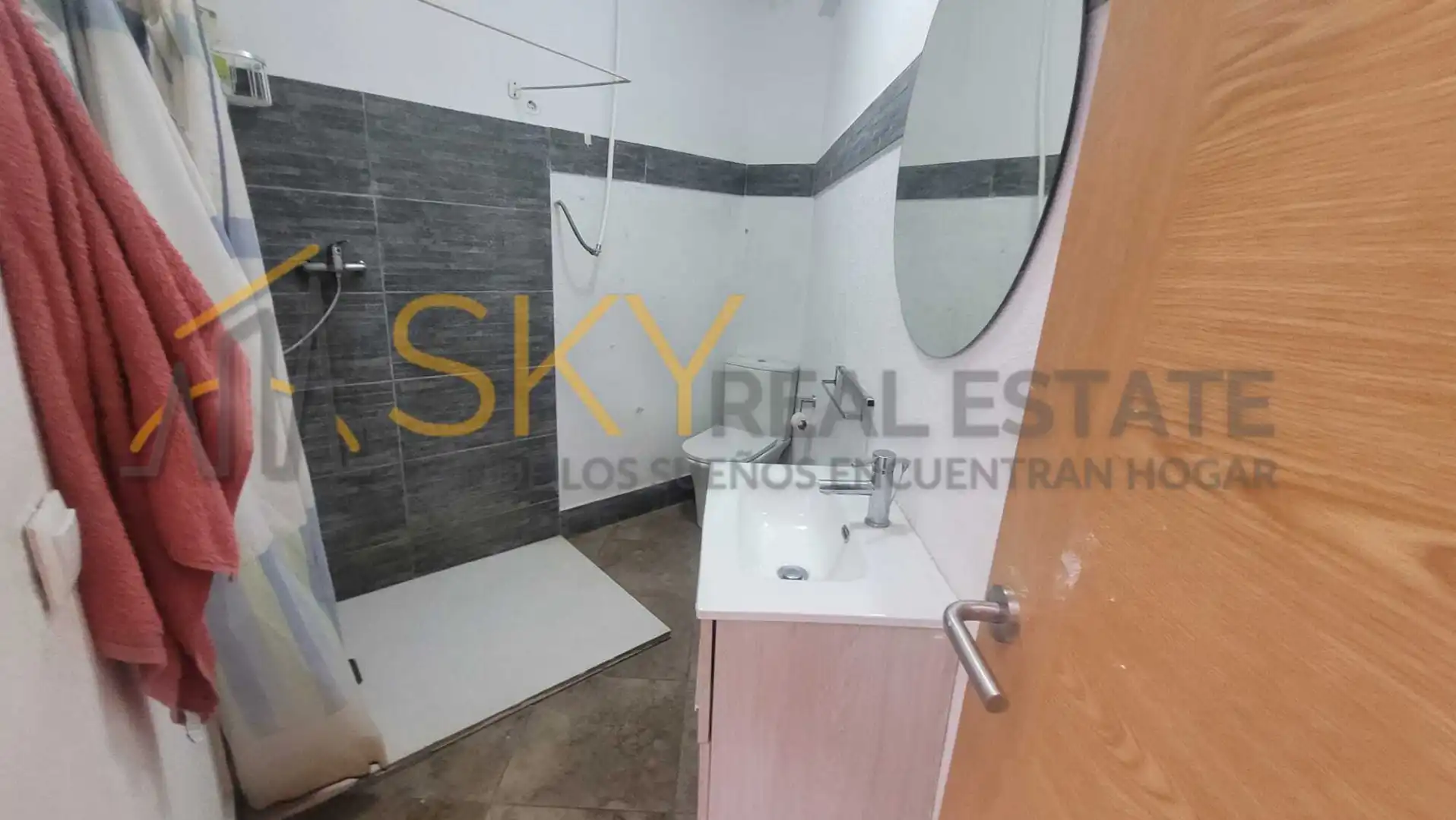 Baño de Casa adosada en venta en Buñol con Terraza, Trastero y Amueblado