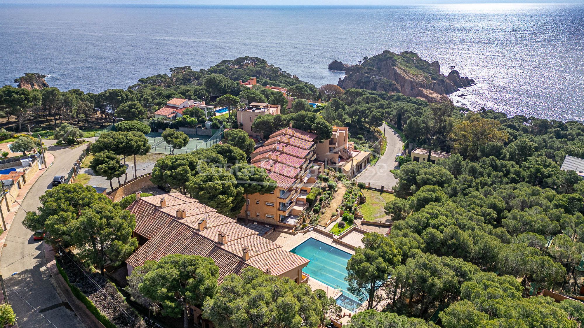 Vista exterior de Apartament en venda en Palafrugell amb Terrassa, Piscina i Balcó