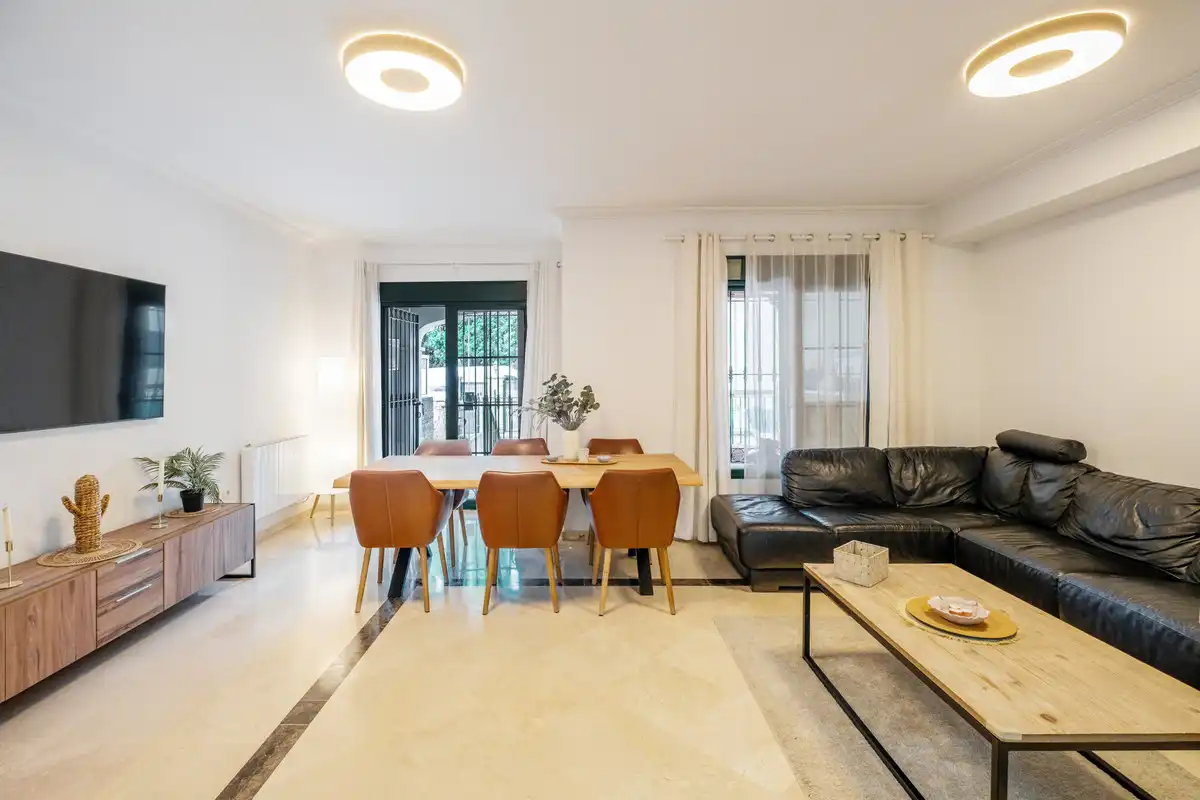 Casa a schiera con piscina in vendita a Milla de Oro, imagen 3