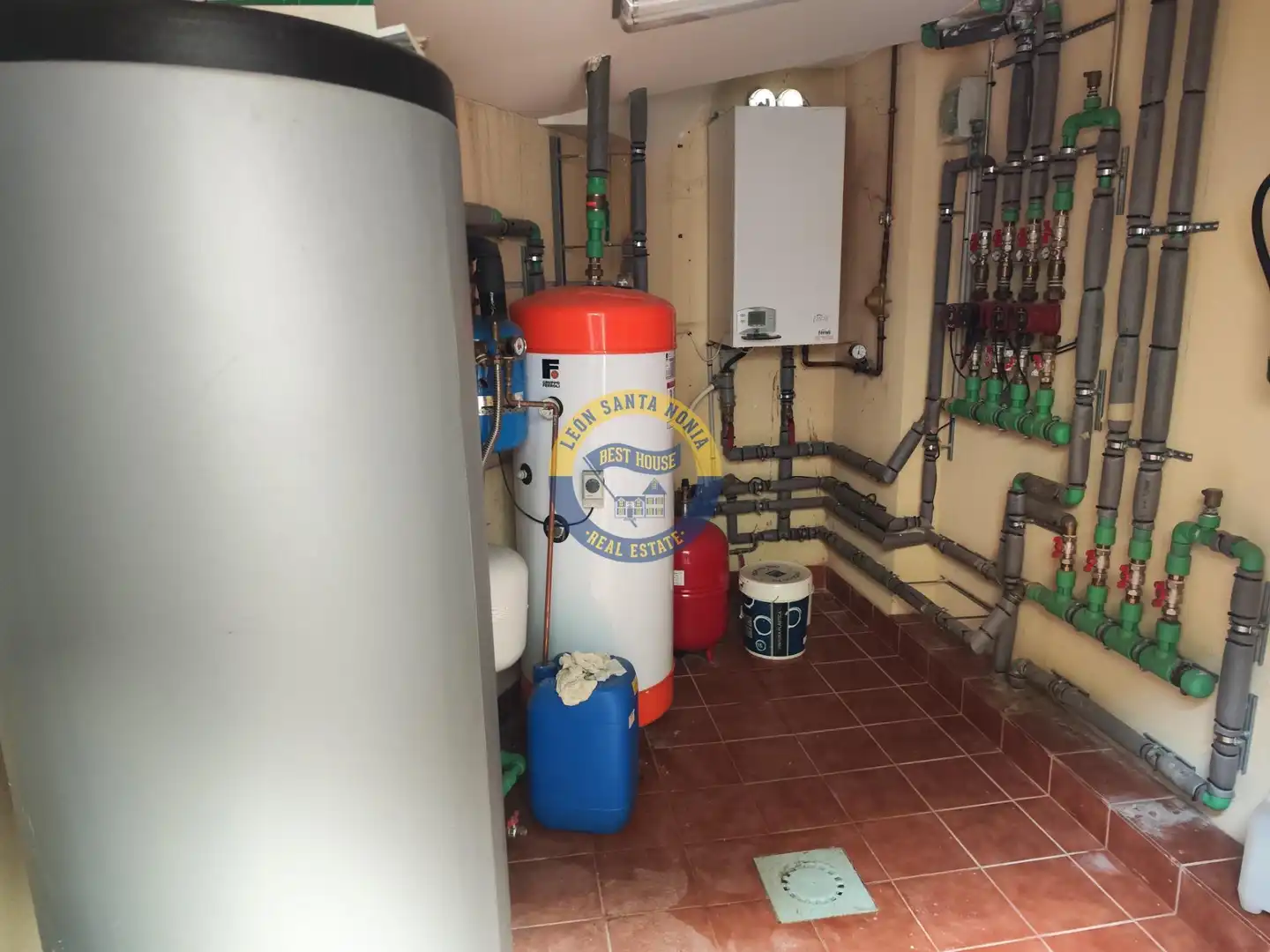 Local en venta en Villamañán