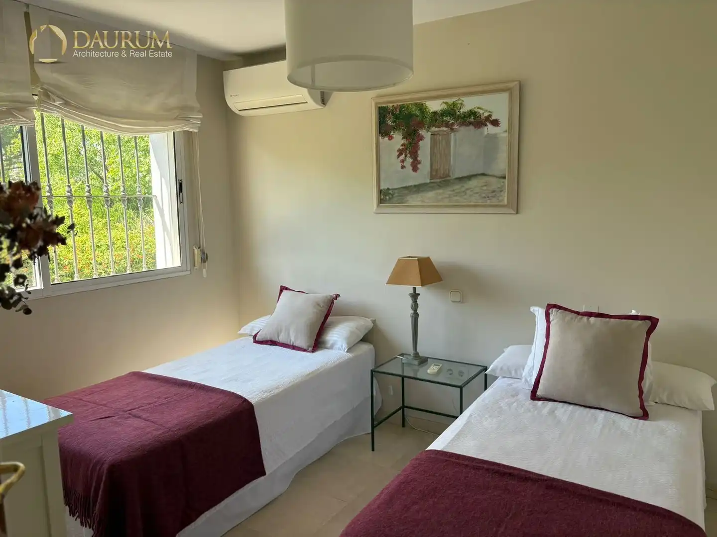 Habitación de Casa o chalet en venta en Mairena del Aljarafe con Aire acondicionado, Calefacción y Terraza