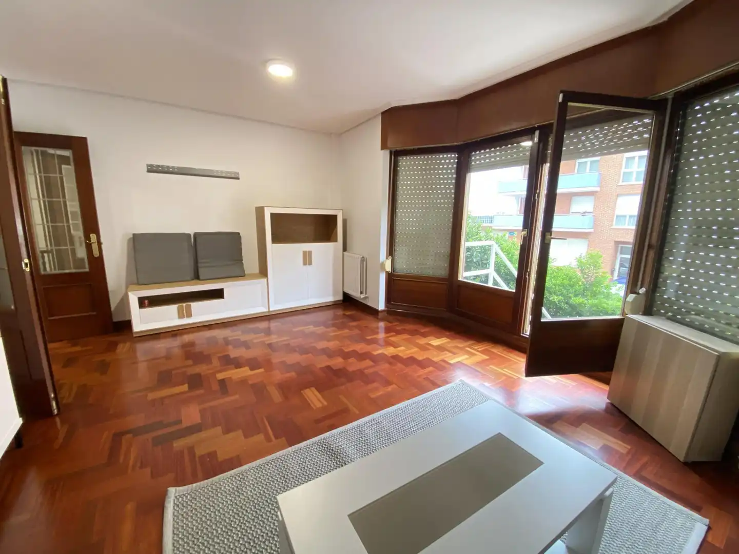 Sala de estar de Piso en venta en Leioa con Calefacción, Jardín privado y Terraza