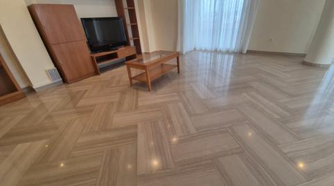 Foto 4 de Piso de alquiler en Plaza Crevillente - Antiguos Juzgados - El Asilo, Elche / Elx