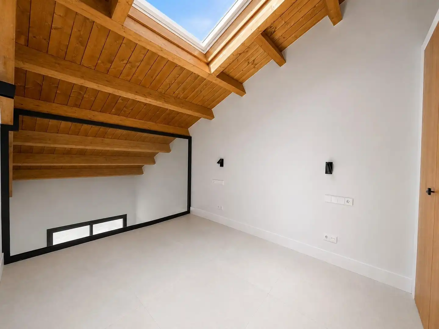 Dúplex de alquiler en Torrelodones con Aire acondicionado, Calefacción y Balcón