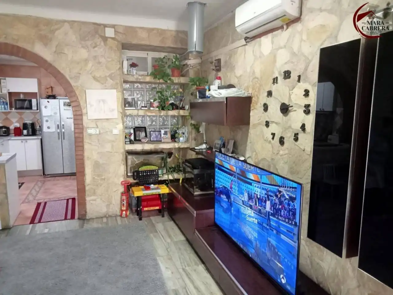 Sala d'estar de Casa adosada en venda en Oliva amb Aire condicionat, Calefacció i Terrassa