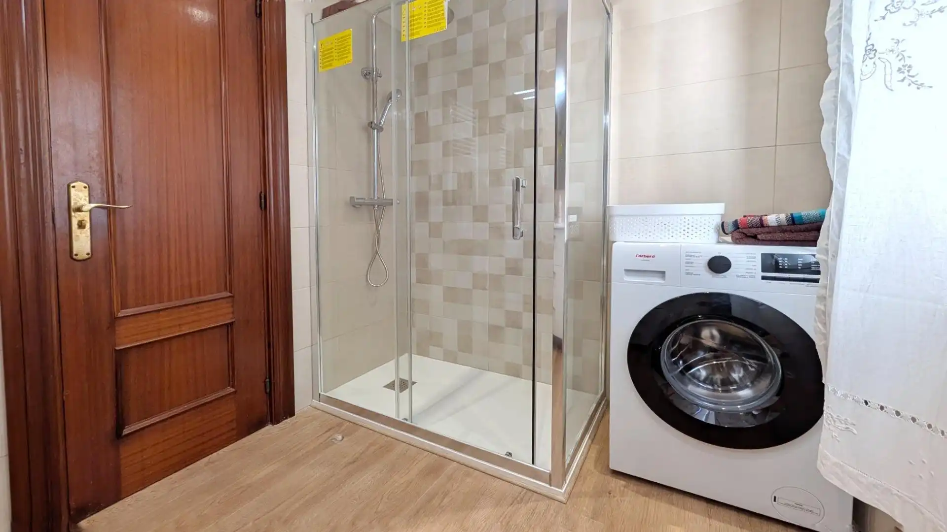 Piso con ascensor en venta en Cuatro Caminos, imagen 12