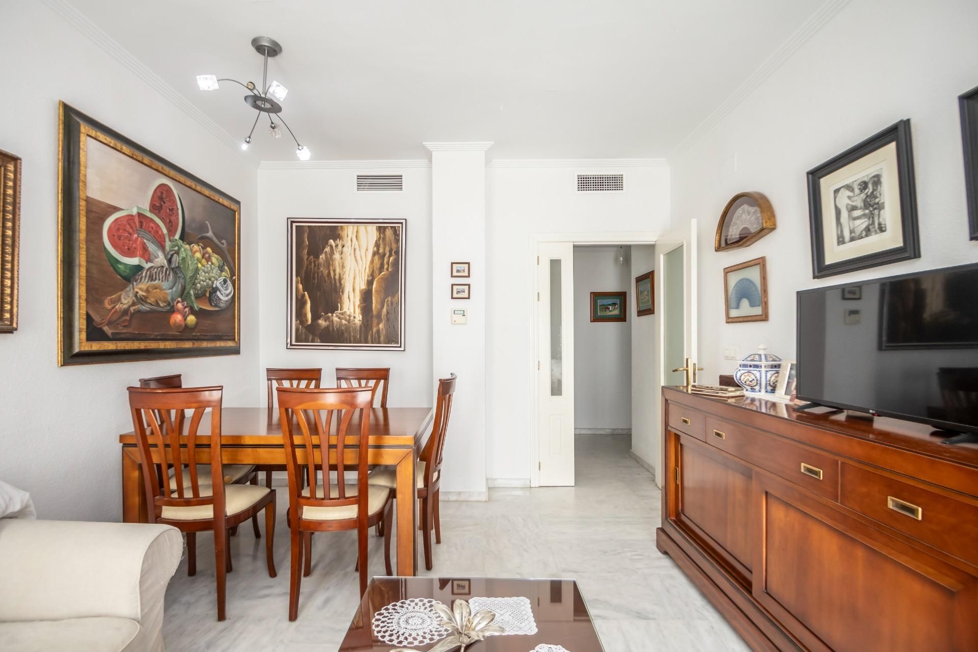 Dining room of Flat for sale in  Sevilla Capital  with Air Conditioner and Heating