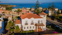 Vista exterior de Casa o xalet en venda en Algeciras amb Piscina