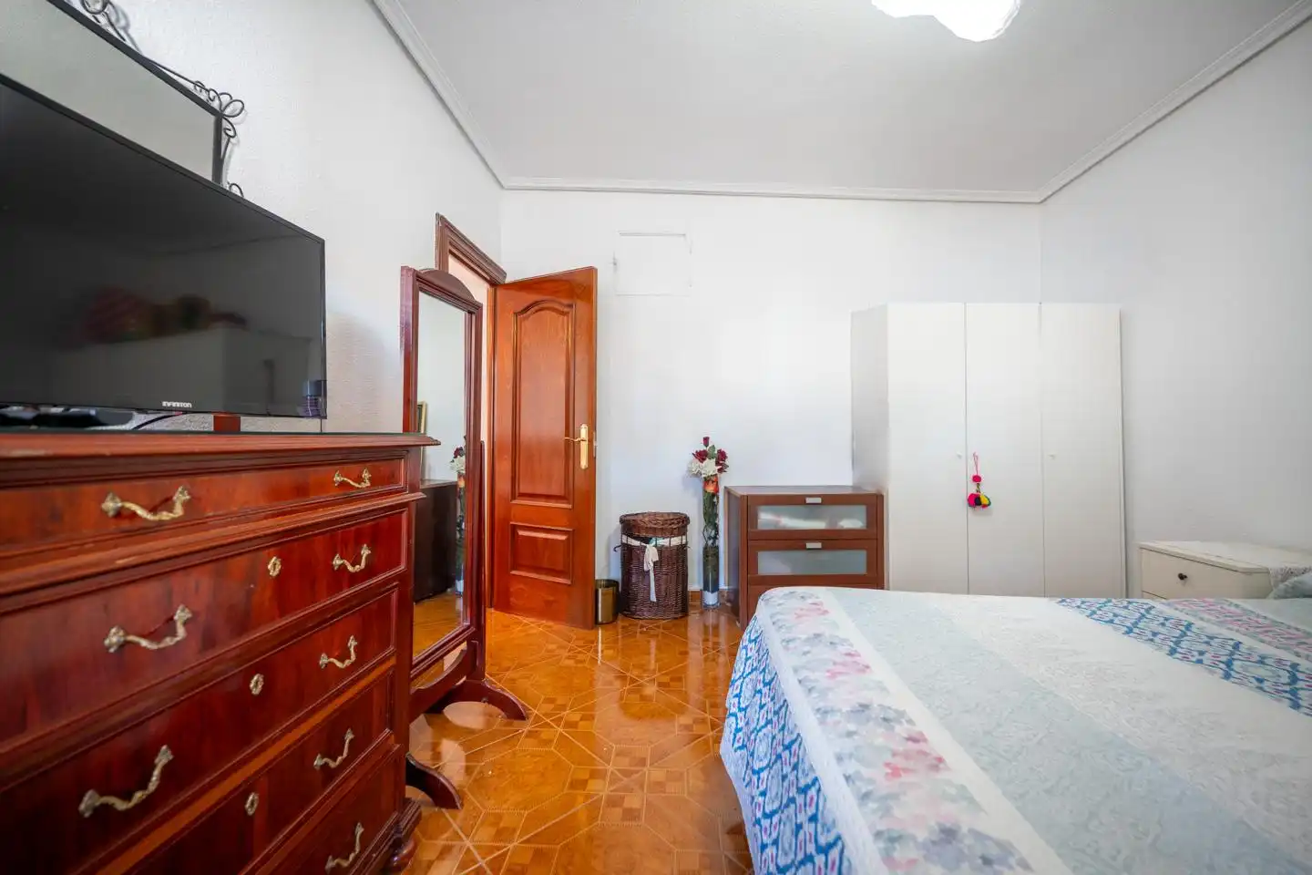 Habitación de Piso en venta en Ávila con Calefacción