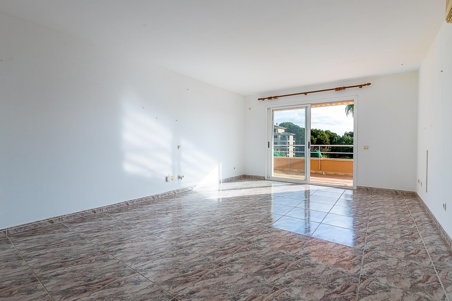 Wohnzimmer von Wohnung zum Verkauf in Llucmajor mit Privatgarten, Terrasse und Abstellraum