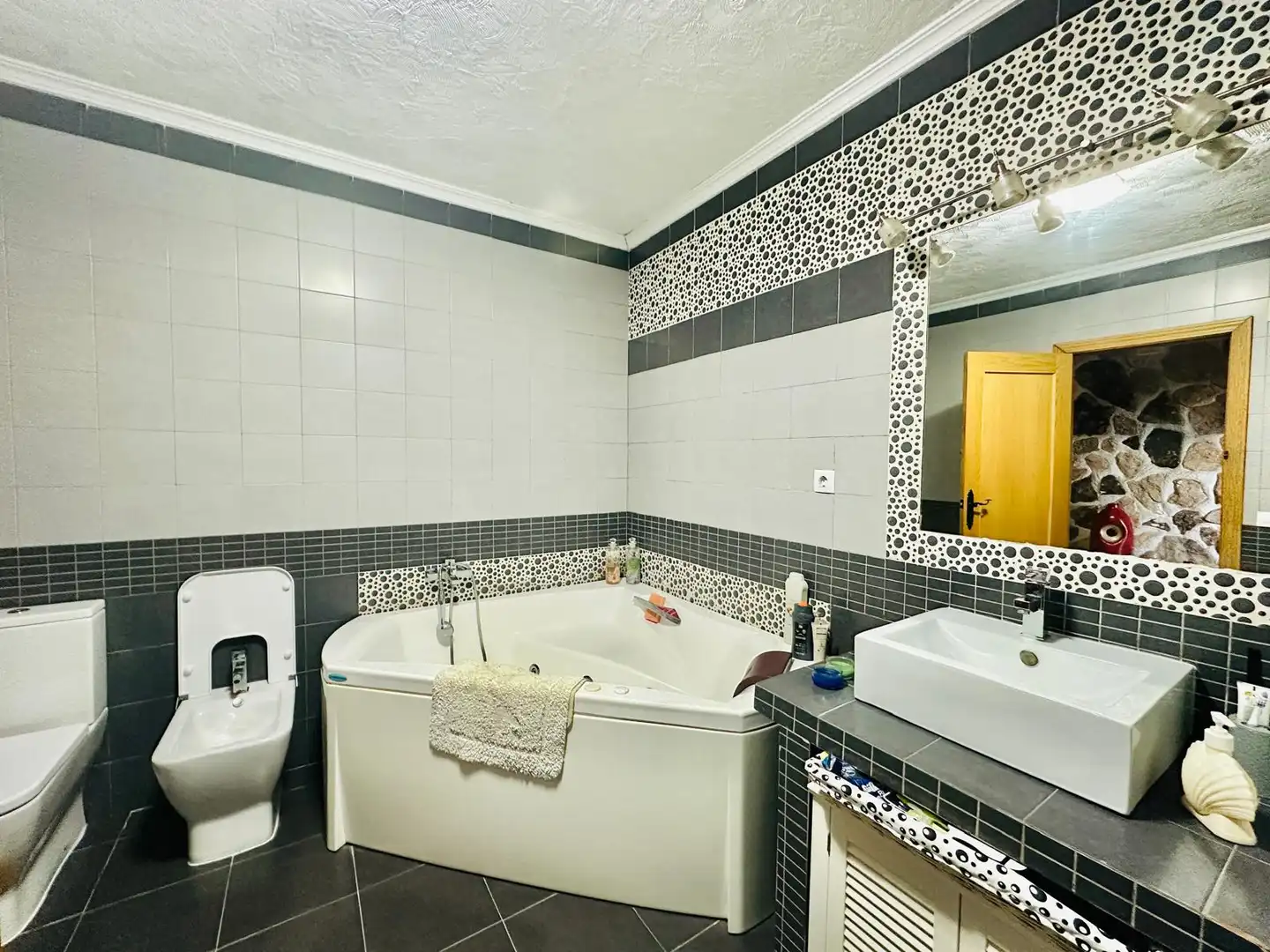 Bathroom of Houses for sale in Mérida  with Storage room, Swimming Pool and Community pool