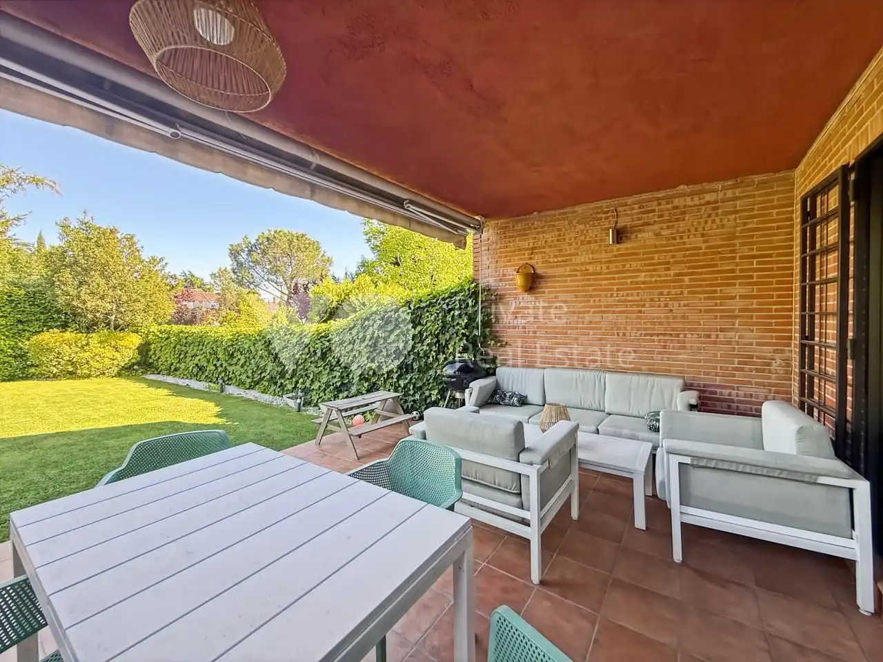 Jardín de Casa adosada en venta en Majadahonda con Aire acondicionado, Calefacción y Jardín privado