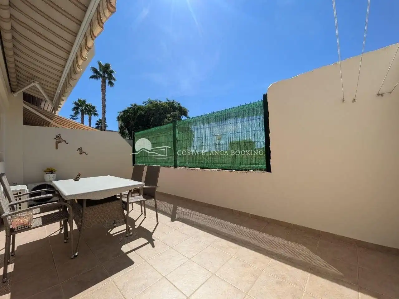 Apartament amb piscina en venda a Pueblo - Urbanizaciones