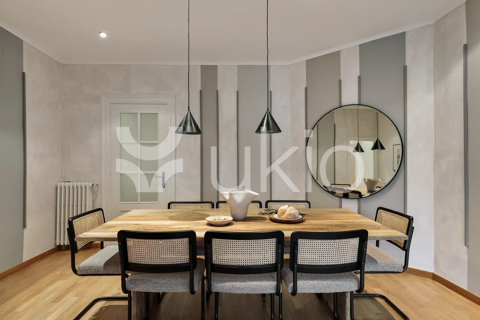 Menjador de Apartament de lloguer en Barcelona amb Aire condicionat, Calefacció i Terrassa