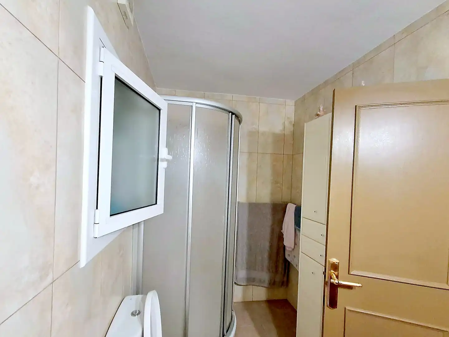 Piso con terraza en venta en Sant Narcís, imagen 2