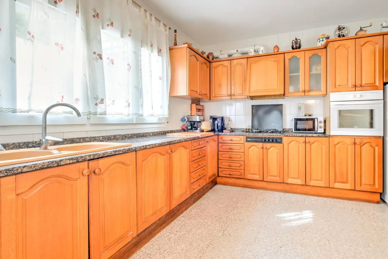 Cocina de Casa o chalet en venta en Blanes con Calefacción, Jardín privado y Piscina